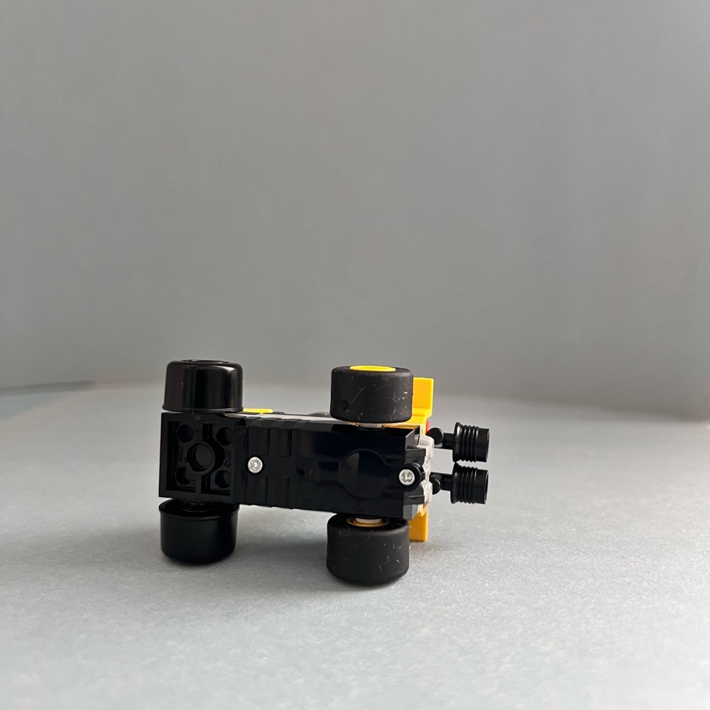 LEGO Drome Racers Track Racer Minifigure - Picture 3 of 3